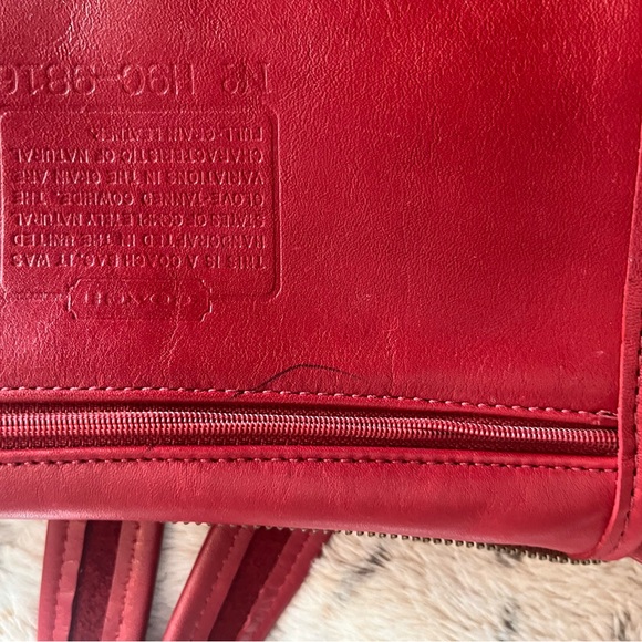 Red Vintage Coach - Picture 7 of 8